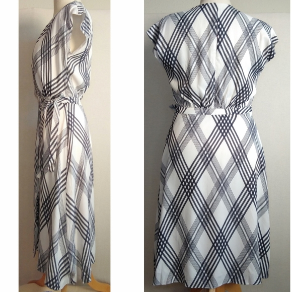 Joie Bethwyn B Porcelain Plaid Dress - Picture 4 of 13